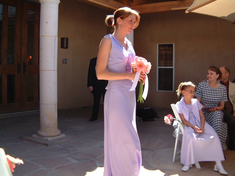 2004/06(June)/01(NM-Weekend)/02(Wedding)/800x600_2004-06-12 17-09-52.JPG
